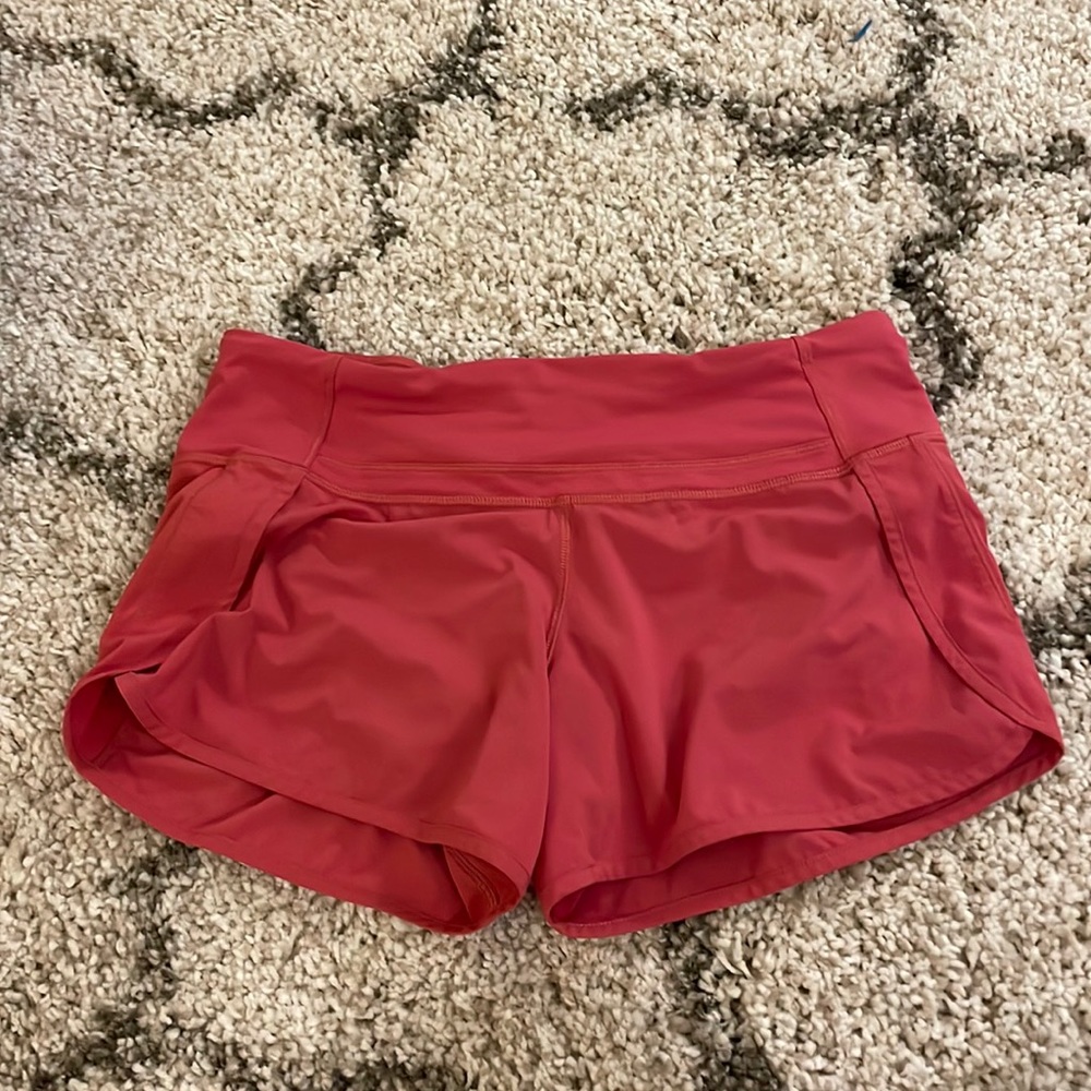Lululemon // pink shorts